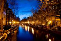 Amsterdamer Gracht bei Nacht