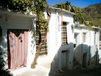 Siesta im Dorf Mecina, Sierra Nevada, Spanien